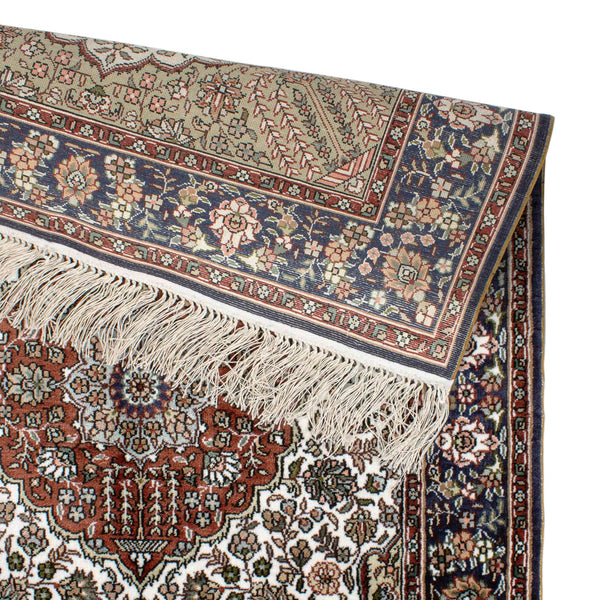 Beige Medallion Wool Mat w/ Fringe