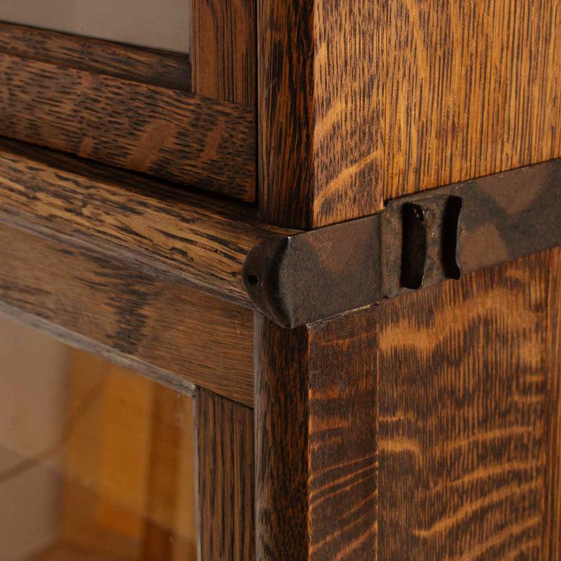 Oak 5-Stack Barrister Bookcase w/ Lower Drawer (7pcs.)