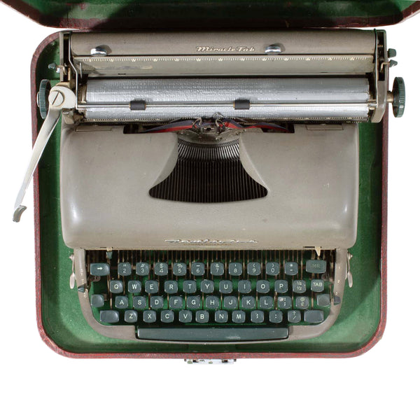 Remington "Office-Riter" Miracle Typewriter w/ Carrying Case