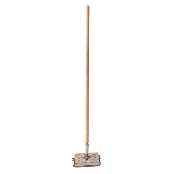 Atlas Floor Scrubber
