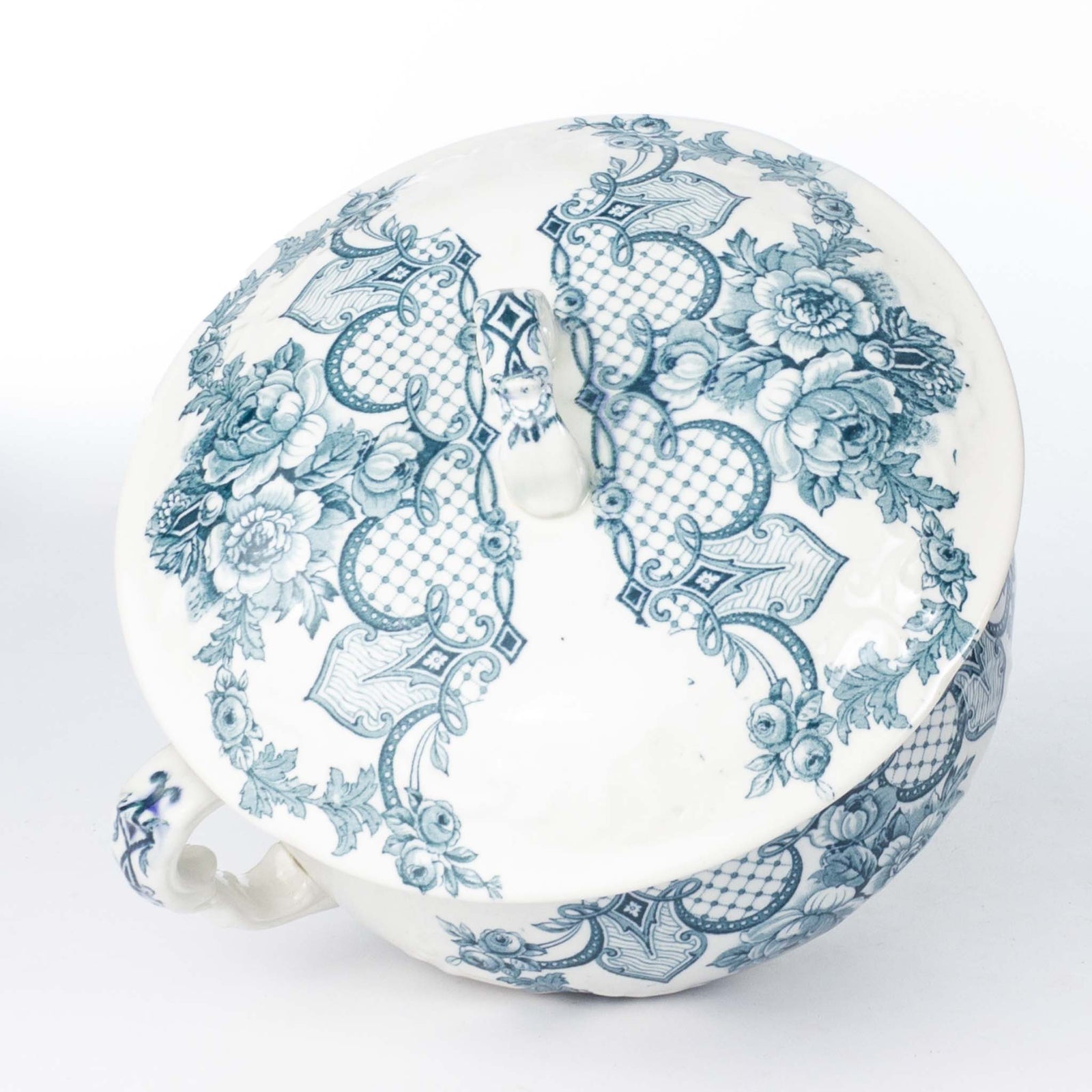 Blue and White Porcelain Wash Basin Set (7pcs.) – Iron Crow