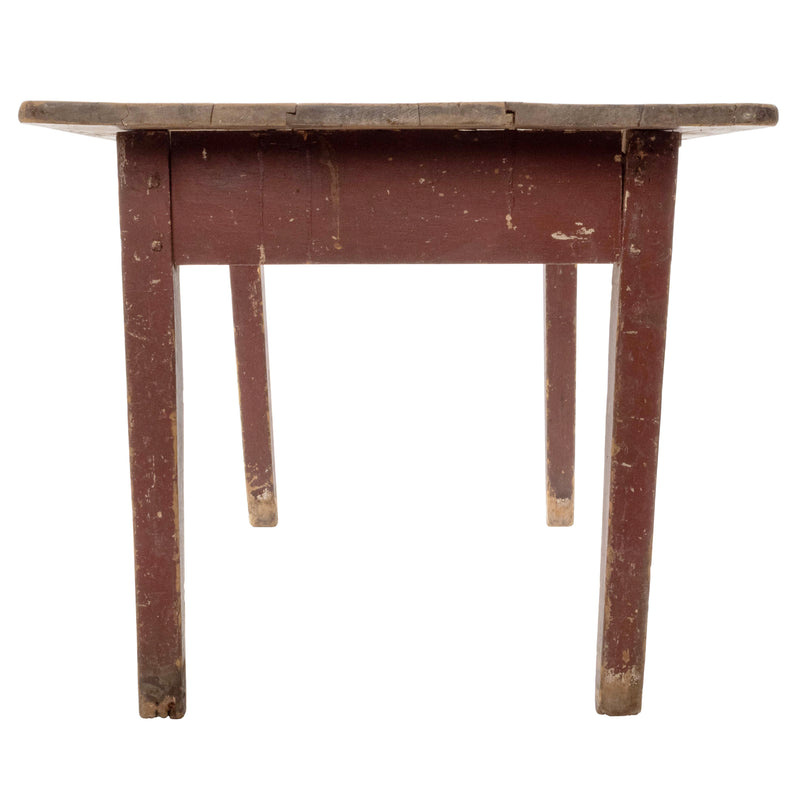 Pine Mennonite Farm Table with Square Tapered Legs