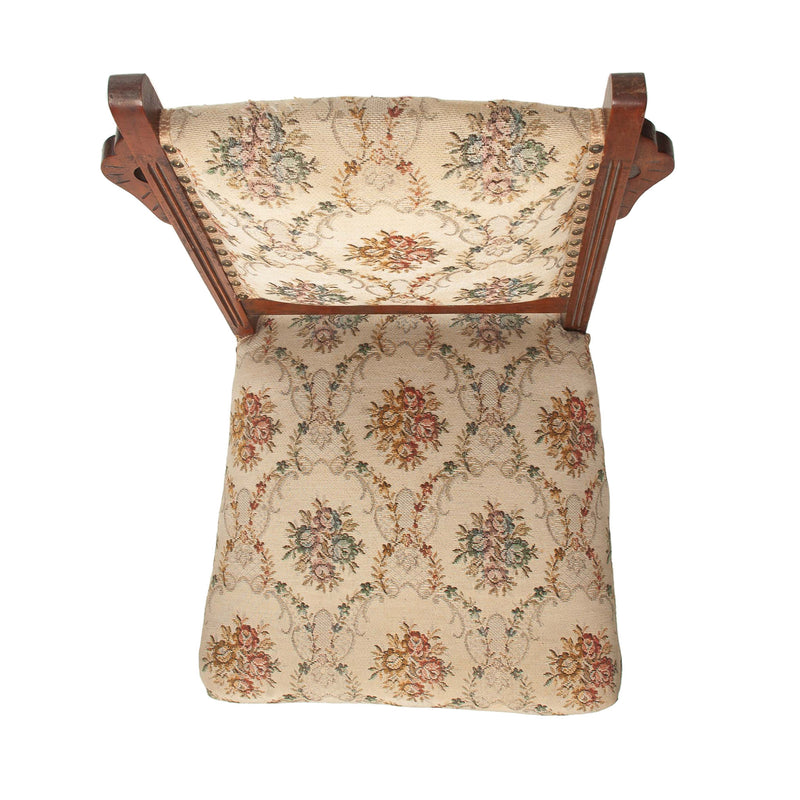 Walnut Eastlake Parlour Set (5 pcs.)
