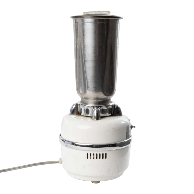 White and Chrome Hamilton Beach Blender
