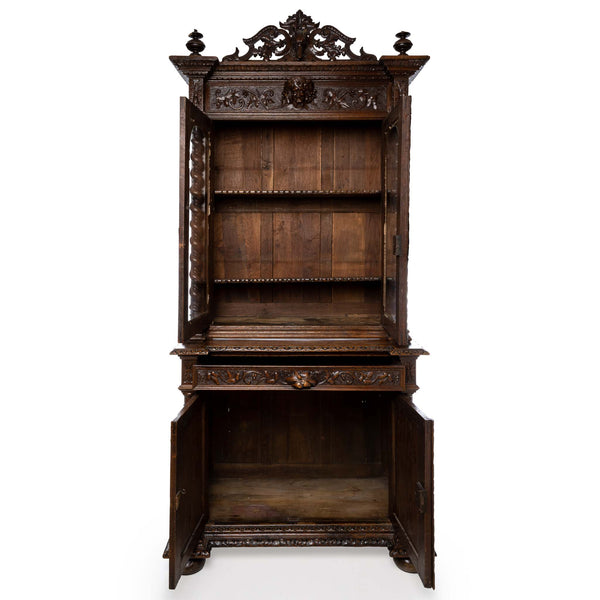 Oak Hunt Cabinet