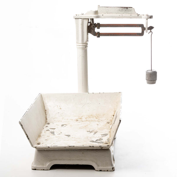 White Painted Scale and Weights (8pcs.)