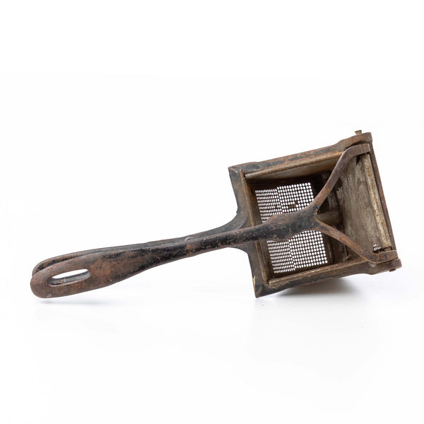 Metal Potato Ricer with Iron Handle